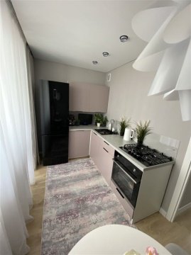2-к квартира, 7/8 эт., 57м²