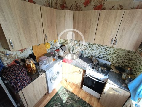 3-к квартира, 9/9 эт., 60м²