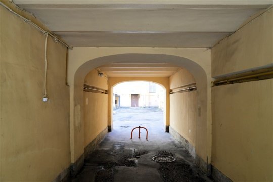 2-к квартира, 1/4 эт., 56м²