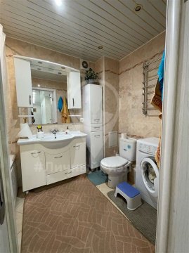 2-к квартира, 4/17 эт., 69м²