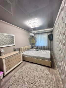 2-к квартира, 2/5 эт., 42м²