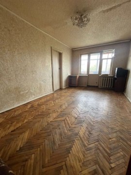 2-к квартира, 4/5 эт., 45м²