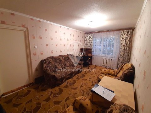 2-к квартира, 3/3 эт., 48м²