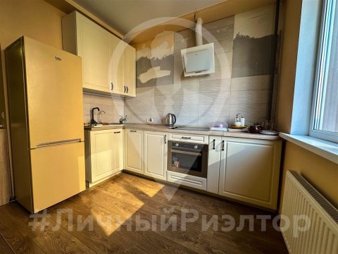 3-к квартира, 1/16 эт., 74м²
