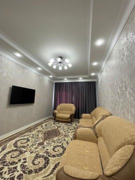 2-к квартира, 9/10 эт., 67м²