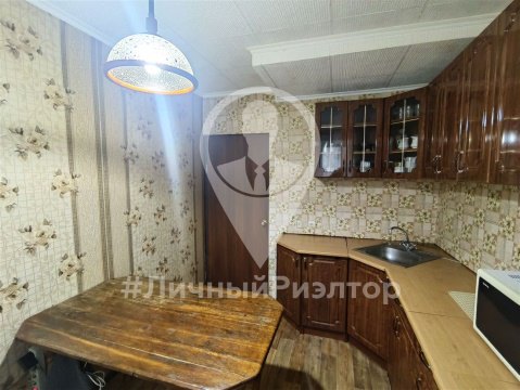 3-к квартира, 1/9 эт., 53м²