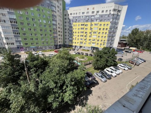 3-к квартира, 5/9 эт., 63м²