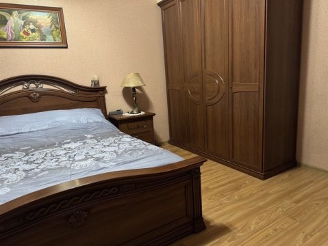2-к квартира, 3/5 эт., 60м²