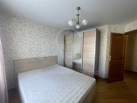 3-к квартира, 6/9 эт., 60м²