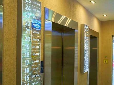 2-к квартира, 10/25 эт., 57м²
