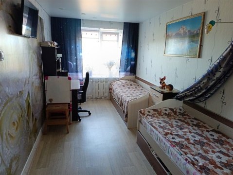 3-к квартира, 5/5 эт., 63м²
