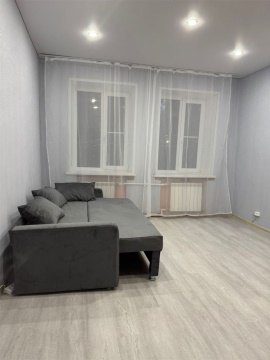 2-к квартира, 1/2 эт., 42м²