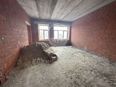 Дом 504м², участок 15 сот.