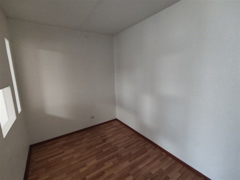 2-к квартира, 5/5 эт., 45м²