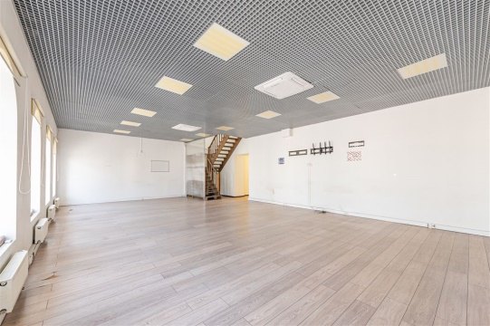 3-к квартира, 5/6 эт., 181м²