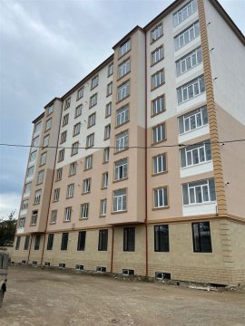 2-к квартира, 4/8 эт., 70м²