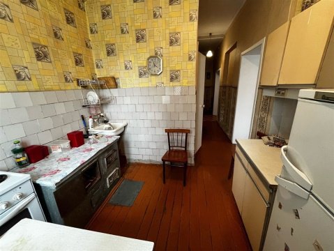 2-к квартира, 1/2 эт., 54м²