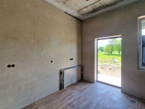 Дом 250м², участок 12 сот.