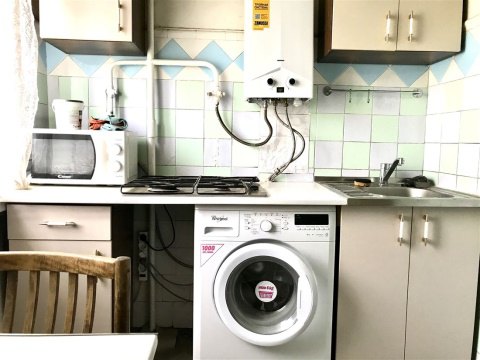 2-к квартира, 4/5 эт., 40м²