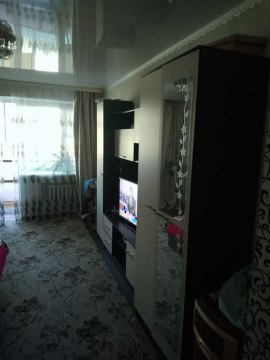 3-к квартира, 5/5 эт., 61м²
