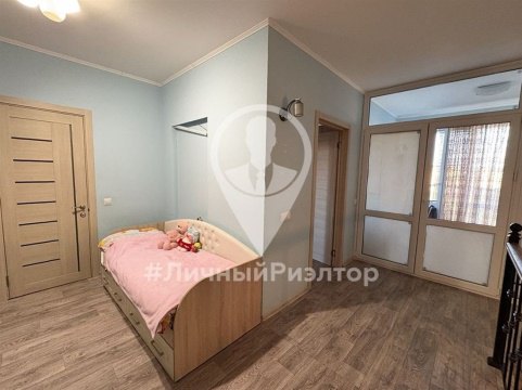 2-к квартира, 10/15 эт., 90м²