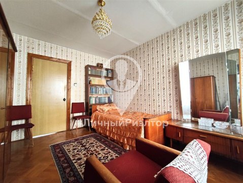 3-к квартира, 4/5 эт., 59м²