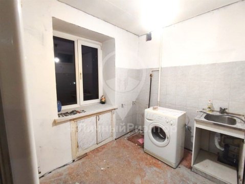 3-к квартира, 3/9 эт., 58м²