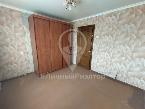 2-к квартира, 5/5 эт., 50м²