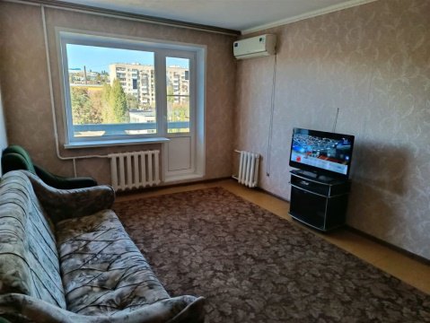 3-к квартира, 9/10 эт., 64м²
