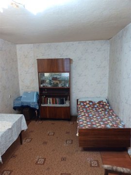 2-к квартира, 9/9 эт., 42м²