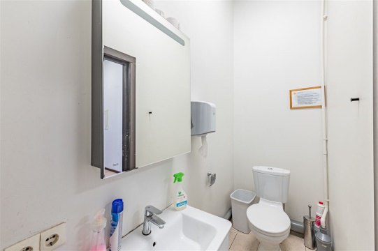 3-к квартира, 5/6 эт., 181м²