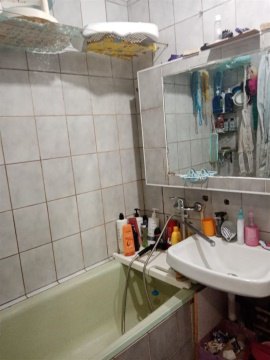 3-к квартира, 2/5 эт., 55м²