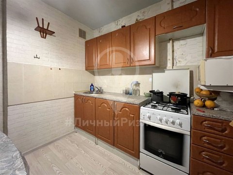 2-к квартира, 3/10 эт., 48м²