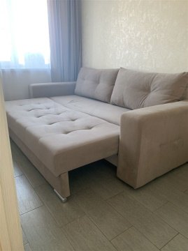 2-к квартира, 1/3 эт., 53м²