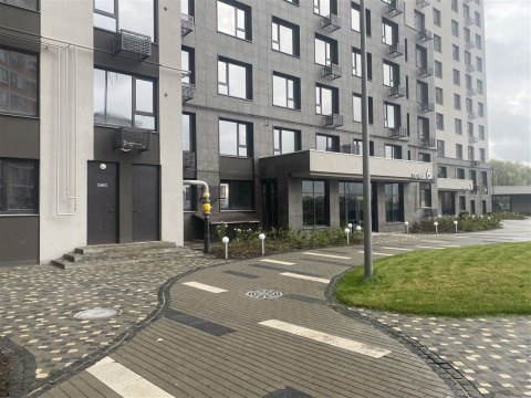 2-к квартира, 6/18 эт., 60м²