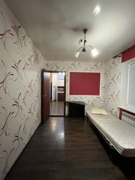 2-к квартира, 3/3 эт., 45м²