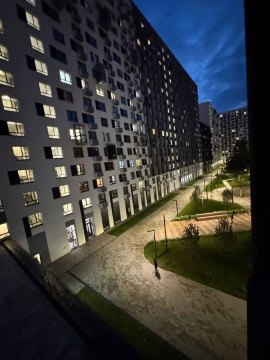 4-к квартира, 4/17 эт., 79м²