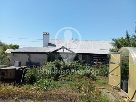 Дом 35м², участок 13 сот.