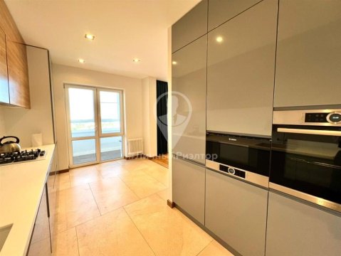 3-к квартира, 7/20 эт., 98м²