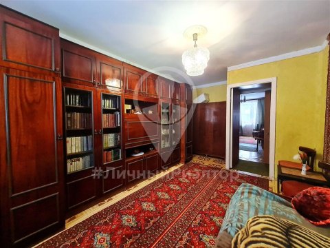 4-к квартира, 1/5 эт., 62м²