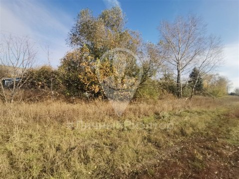 Дом 24м², участок 10 сот.