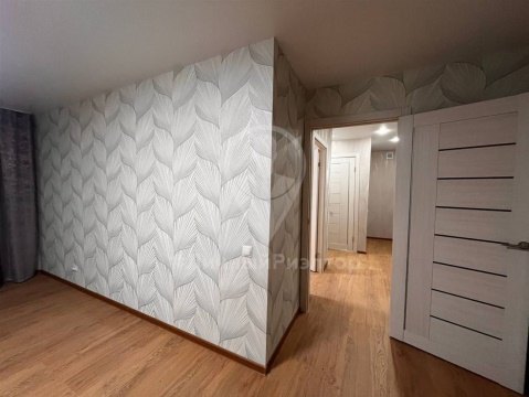 2-к квартира, 5/5 эт., 45м²