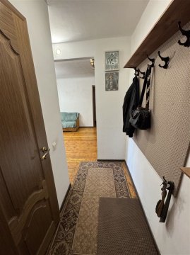 3-к квартира, 2/5 эт., 55м²