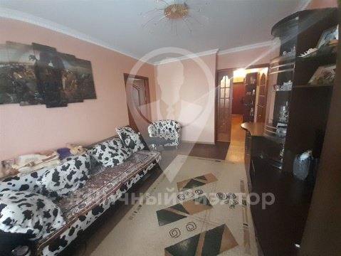 3-к квартира, 5/5 эт., 50м²