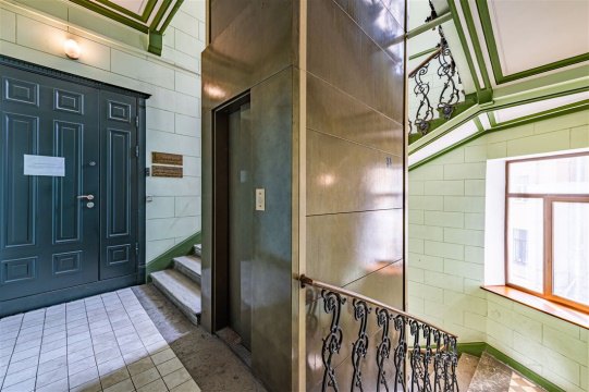 3-к квартира, 5/6 эт., 181м²