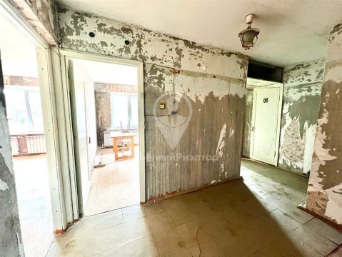 2-к квартира, 3/3 эт., 48м²
