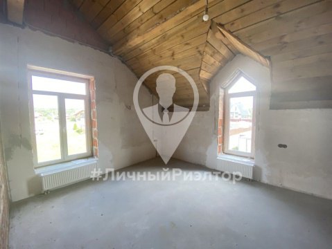 Дом 245м², участок 14 сот.