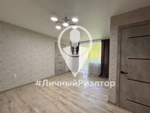 2-к квартира, 2/4 эт., 43м²