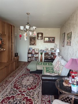 3-к квартира, 4/5 эт., 61м²