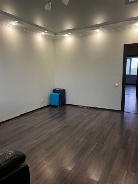 2-к квартира, 7/16 эт., 72м²